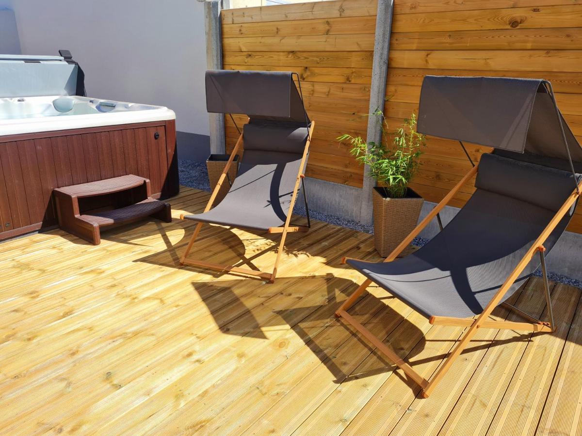 A Fleur De Spa : Maison Chaleureuse Avec Spa Privatif Et Billard. Coulogne Esterno foto