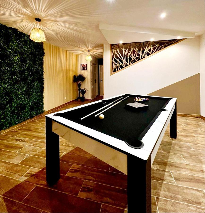 A Fleur De Spa : Maison Chaleureuse Avec Spa Privatif Et Billard. Coulogne Esterno foto